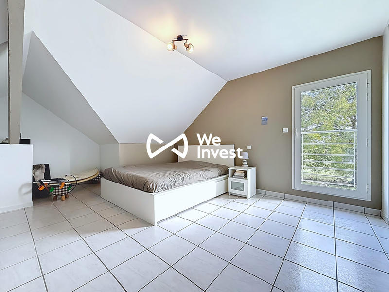 Maison - 253 m² - 8 pièces