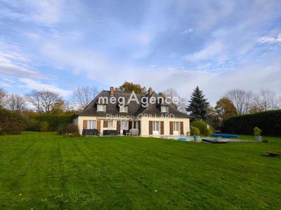 Maison ancienne - 234 m² - 8 pièces