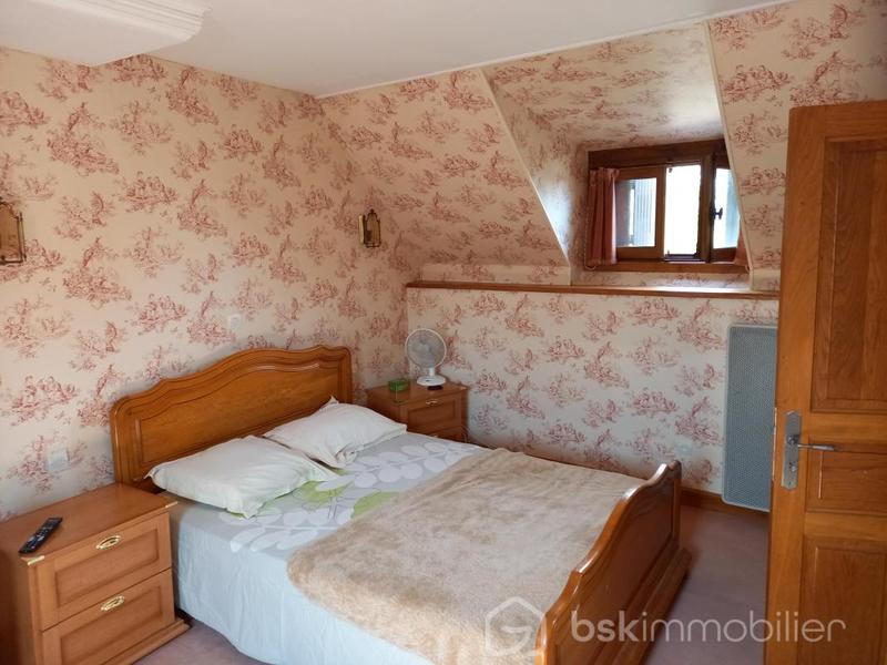 Maison - 205 m² - 8 pièces