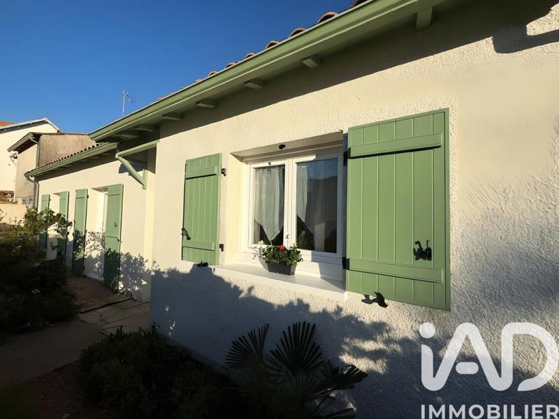 Maison - 97 m² - 4 pièces