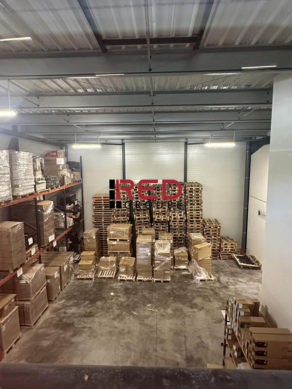 Local d'activités - 363 m²