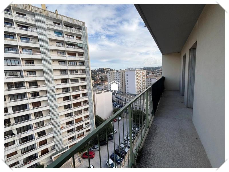 Appartement - 74 m² - 5 pièces