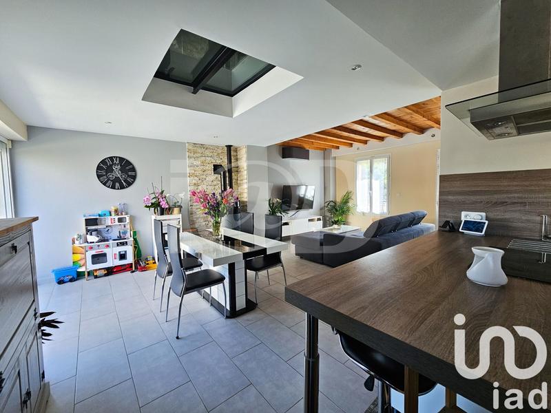 Maison - 143 m² - 7 pièces