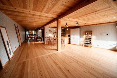 Local commercial - 125 m² - 2 pièces