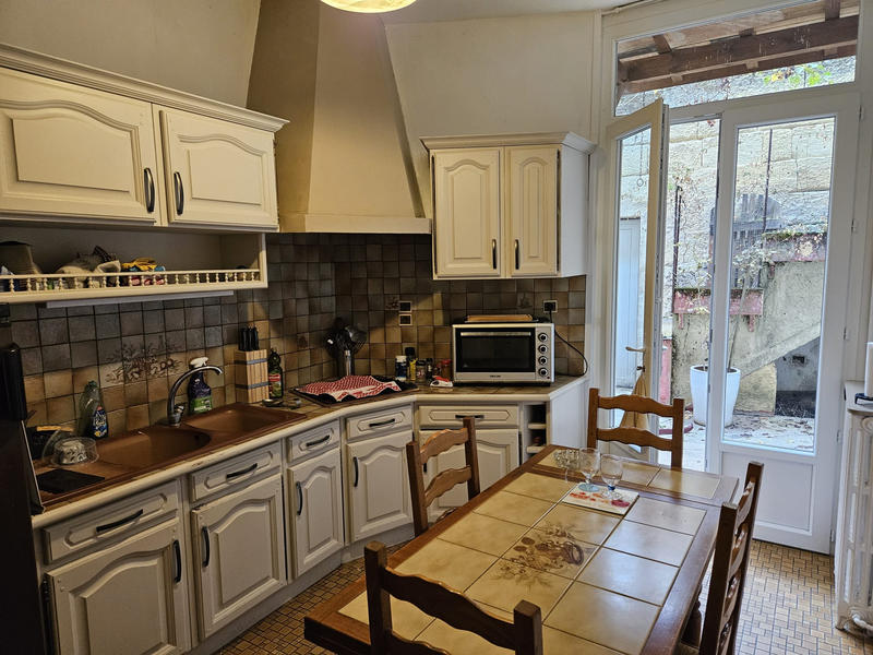 Immeuble - 198 m² - 11 pièces