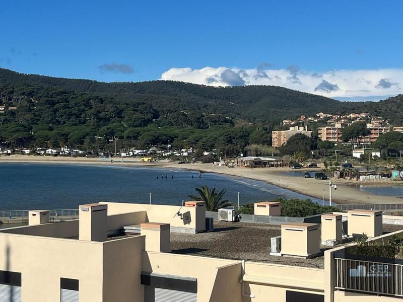 Appartement - 93 m² - 4 pièces