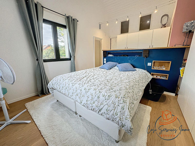 Villa - 227 m² - 5 pièces