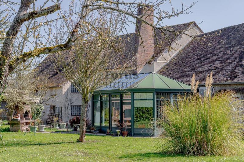 Corps de ferme - 381 m² - 10 pièces