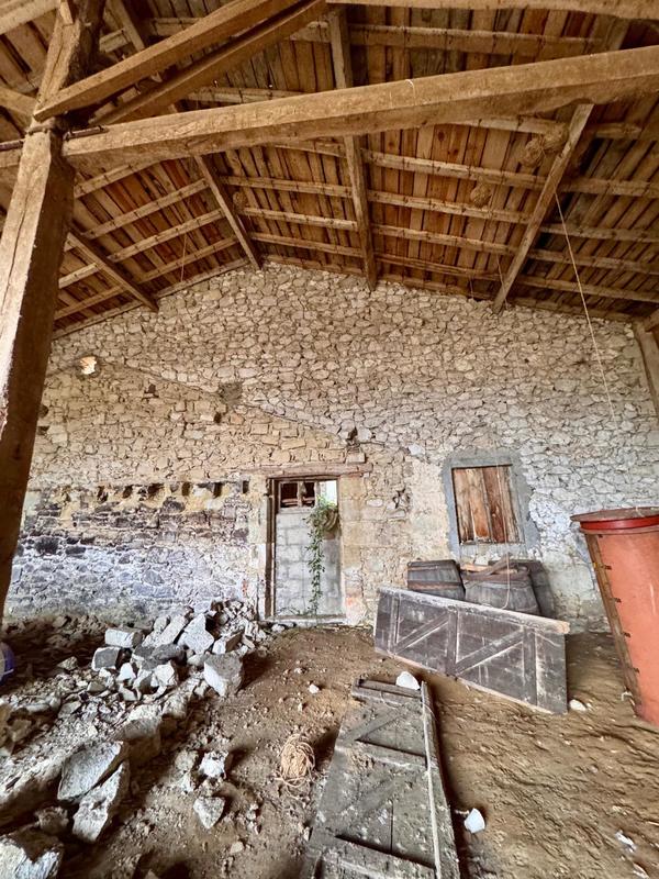 Maison - 285 m² - 1 pièce