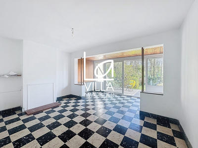 Maison - 111 m² - 6 pièces