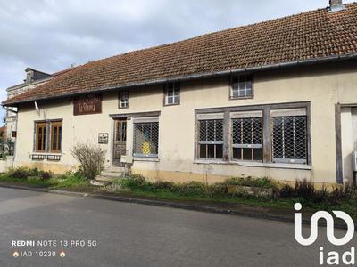 Maison de village - 250 m² - 8 pièces