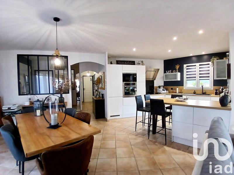 Maison - 110 m² - 4 pièces