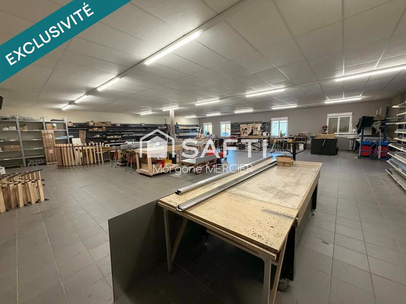 Local commercial - 1 450 m² - 20 pièces