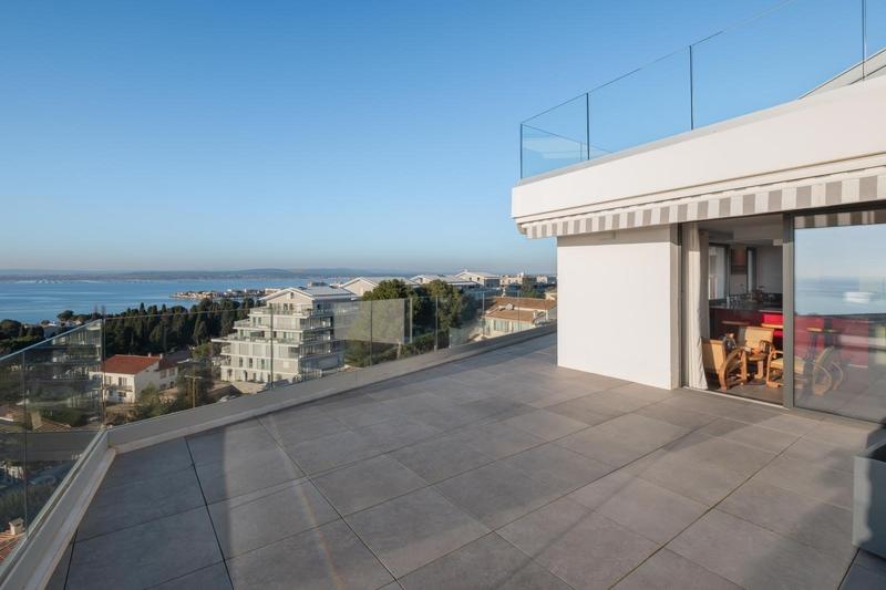 Appartement - 90 m² - 4 pièces