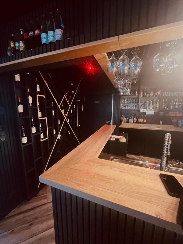 Fonds de commerce - Hôtellerie / Restauration - 300 m²