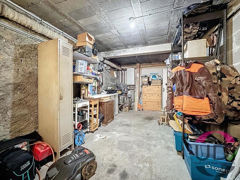 Maison - 200 m² - 5 pièces