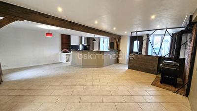 Maison - 150 m² - 6 pièces