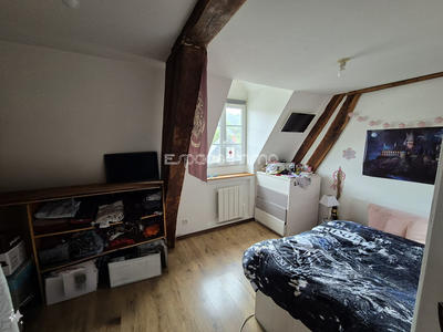 Appartement - 83 m² - 5 pièces