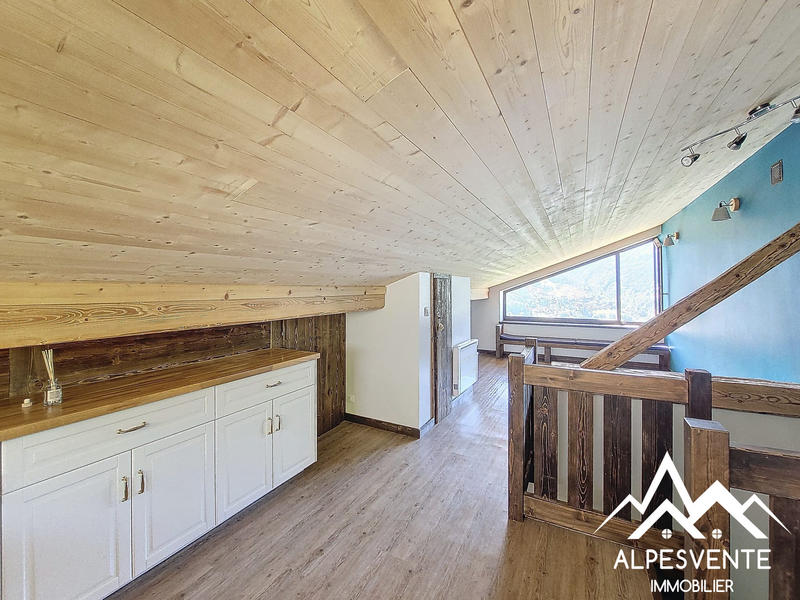 Appartement - 83 m² - 4 pièces