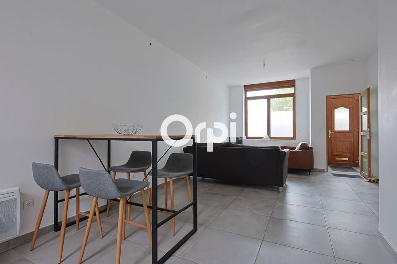 Maison - 95 m² - 5 pièces