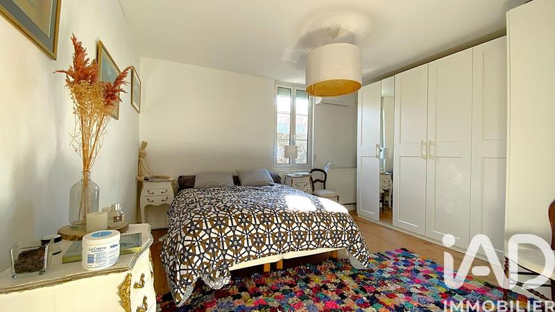 Maison - 222 m² - 6 pièces