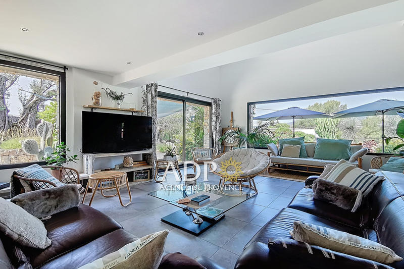 Maison contemporaine - 170 m² - 7 pièces