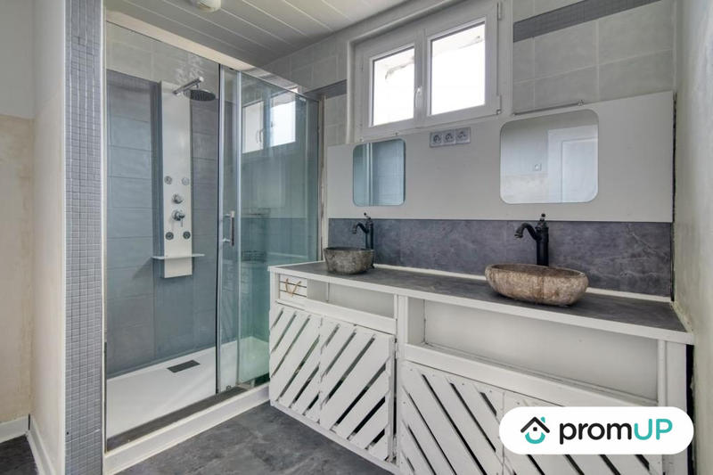 Maison - 90 m² - 3 pièces