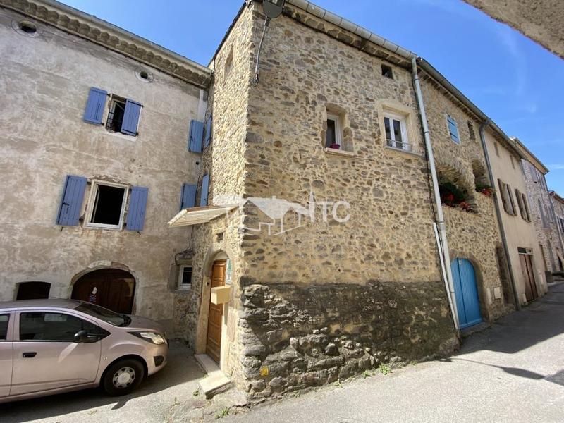 Maison de village - 140 m² - 6 pièces