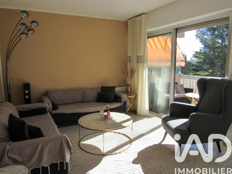 Appartement - 67 m² - 3 pièces