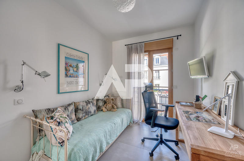 Maison - 96 m² - 5 pièces