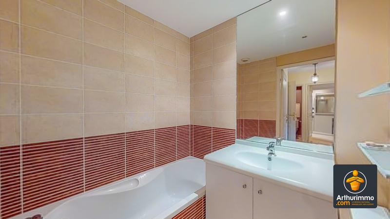 Appartement - 92 m² - 4 pièces