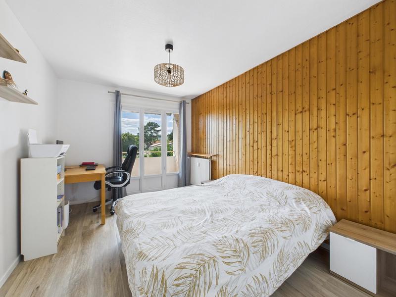 Appartement - 111 m² - 5 pièces