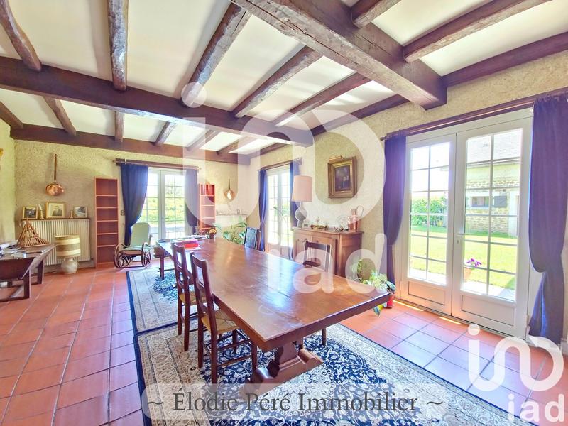Maison - 210 m² - 5 pièces