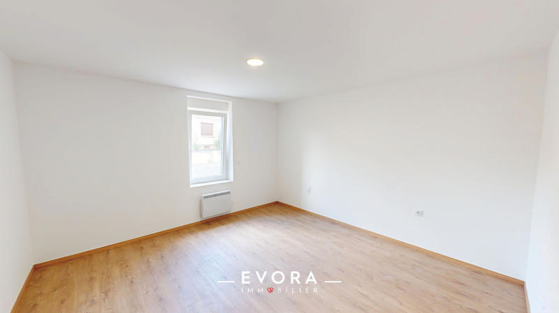 Appartement - 82 m² - 4 pièces