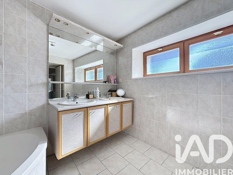 Maison de village - 150 m² - 5 pièces