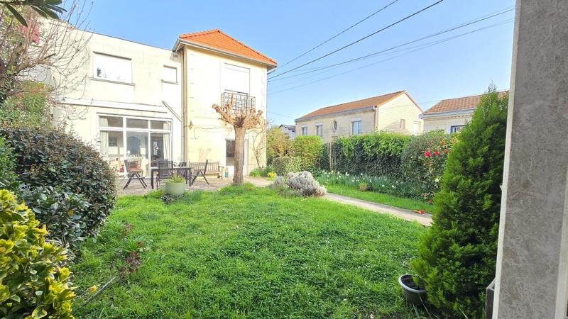 Maison - 157 m² - 6 pièces