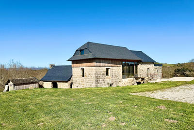 Maison - 170 m² - 7 pièces