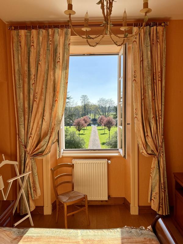 Maison - 454 m² - 12 pièces