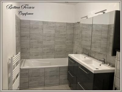 Appartement - 80 m² - 3 pièces