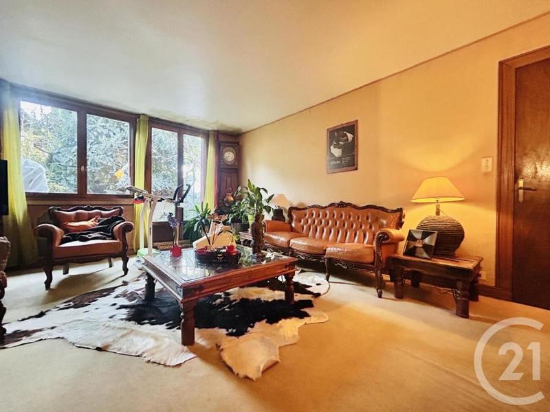 Maison de ville - 334 m² - 21 pièces