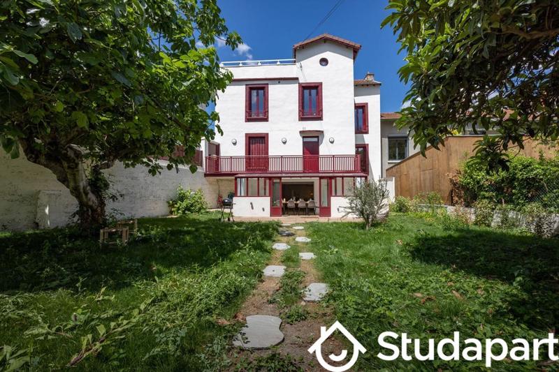 Chambre - 15 m² - 1 pièce