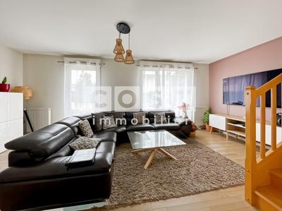 Maison - 126 m² - 6 pièces