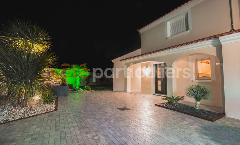 Maison d'architecte - 251 m² - 12 pièces