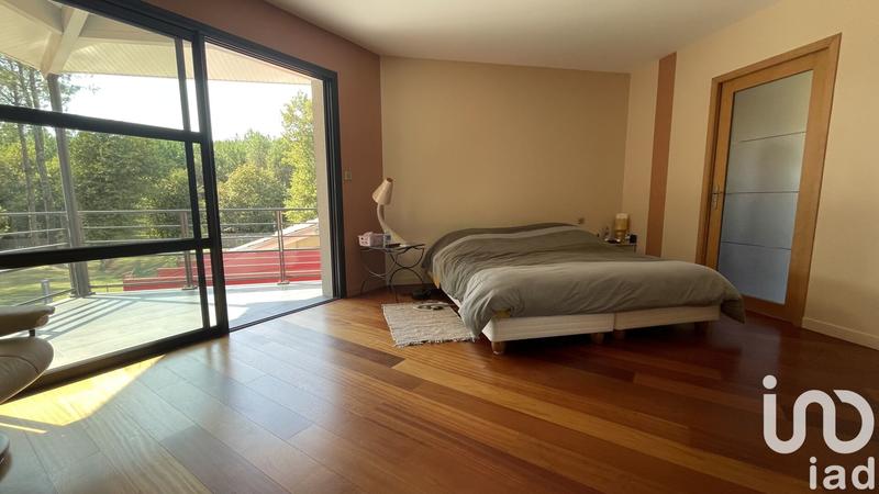 Maison de maîtres - 260 m² - 7 pièces