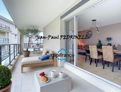 Appartement - 67 m² - 3 pièces