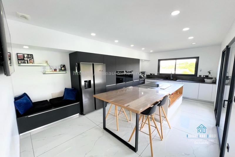 Maison d'architecte - 150 m² - 5 pièces