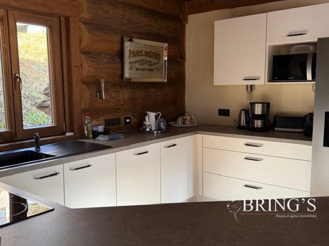 Châlet - 205 m² - 7 pièces