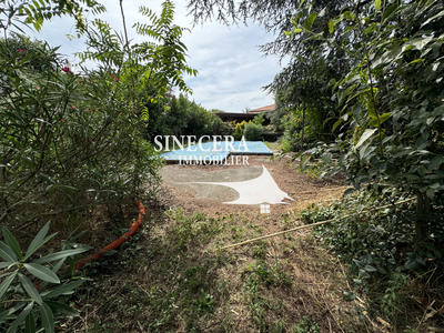 Propriété - 600 m² - 16 pièces