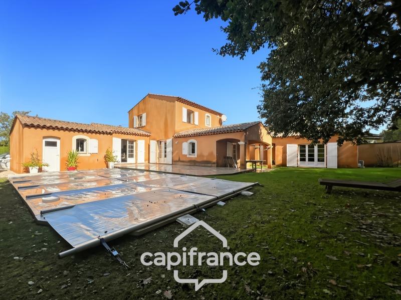 Maison - 158 m² - 7 pièces