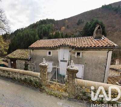 Maison - 75 m² - 3 pièces